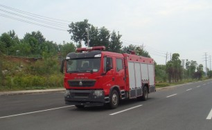 豪沃T5G泡沫消防車（5噸）